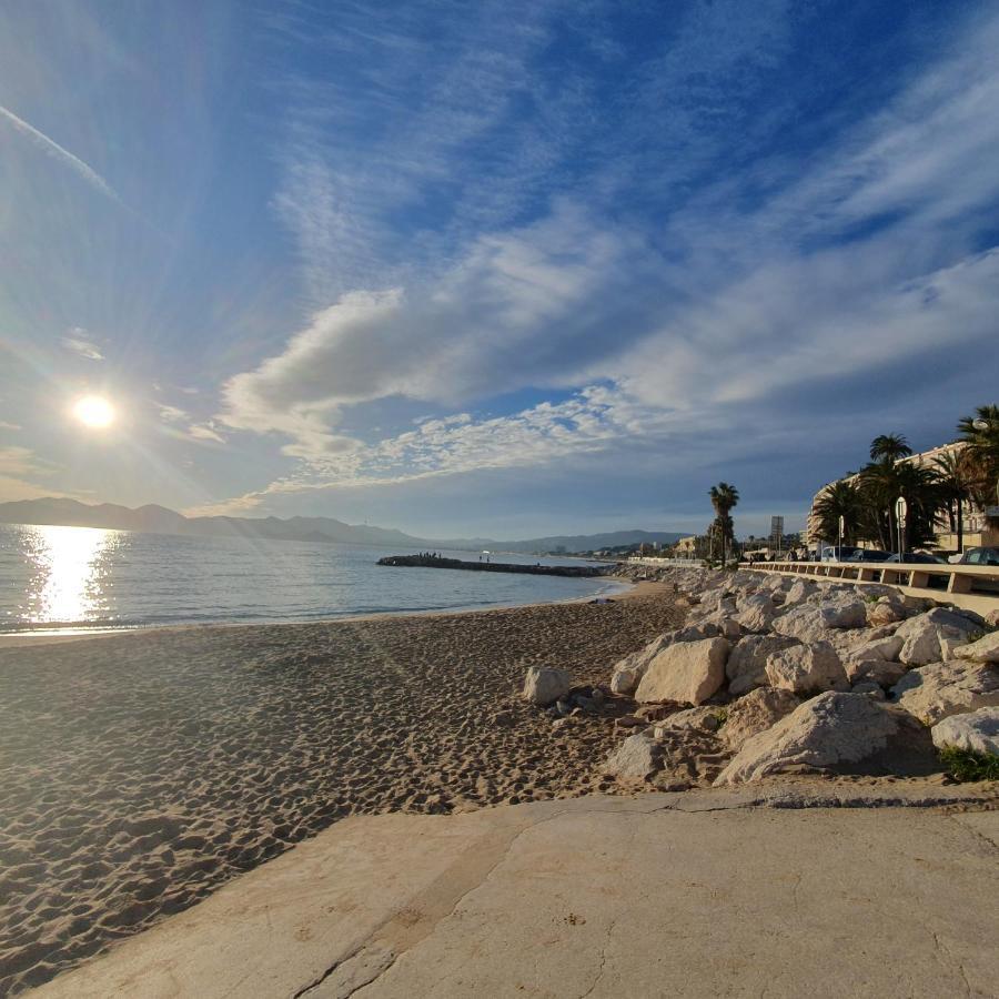 Studio 500M Palais Cannes 2 Personnes Екстер'єр фото