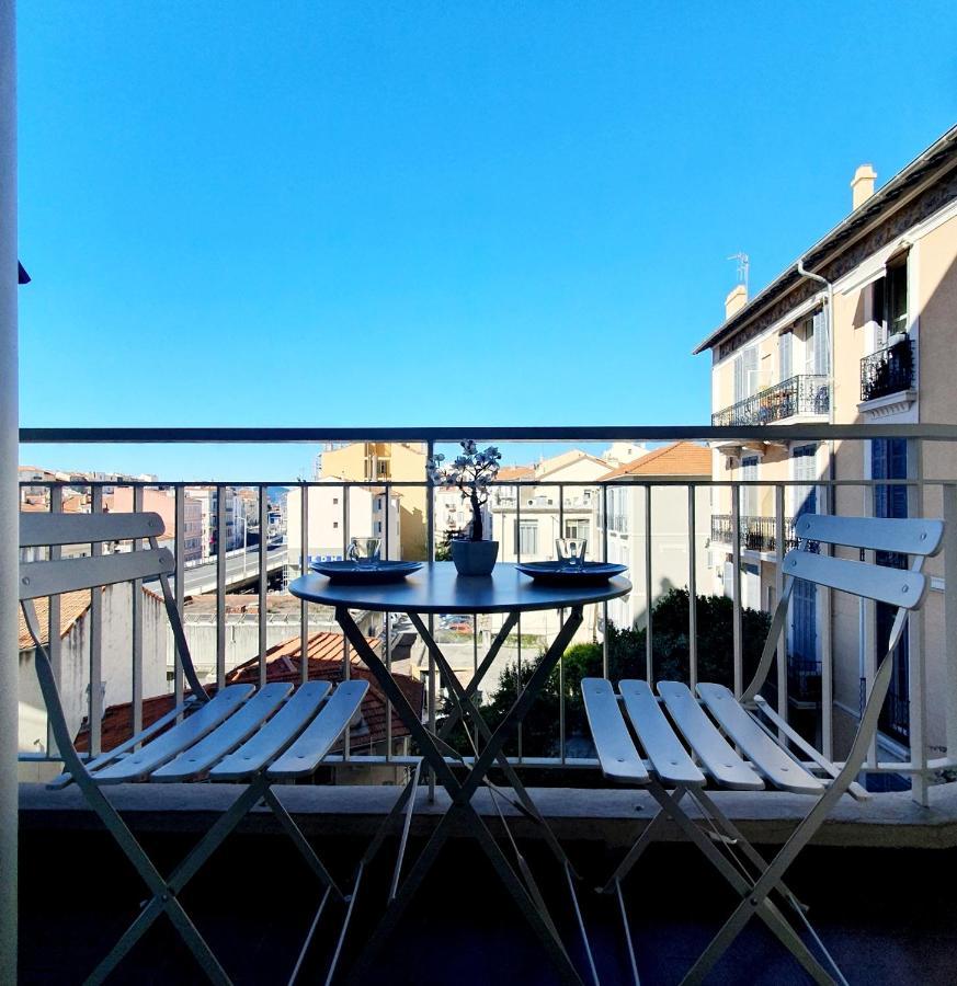Studio 500M Palais Cannes 2 Personnes Екстер'єр фото